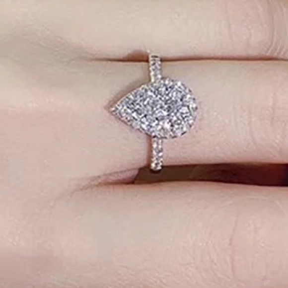 New Women’s Delicate 925 Silver Pear cut Diamond Ring - Picture 6 of 6